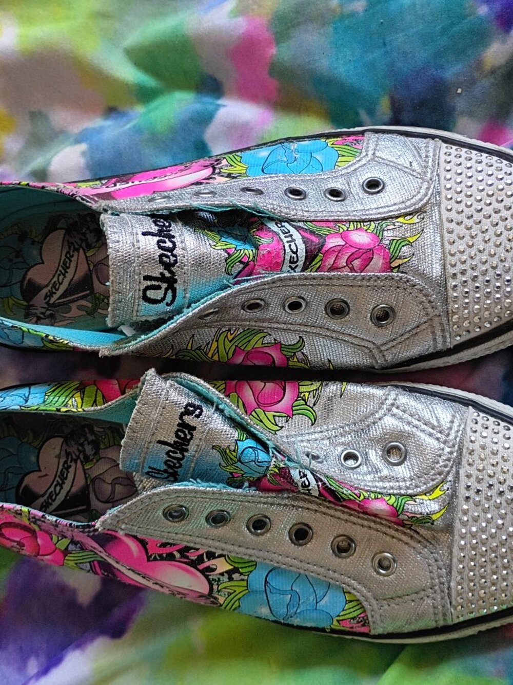 GRAFFITI Skechers Size 10 with silver detail